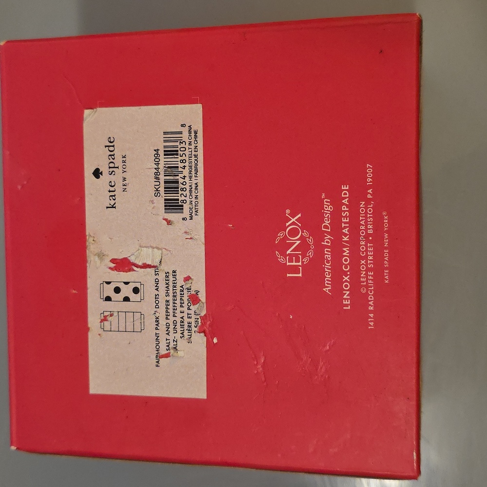 (J64) Kate Spade Dot & Stripes Salt and Pepper Shaker - Picture 9 of 10